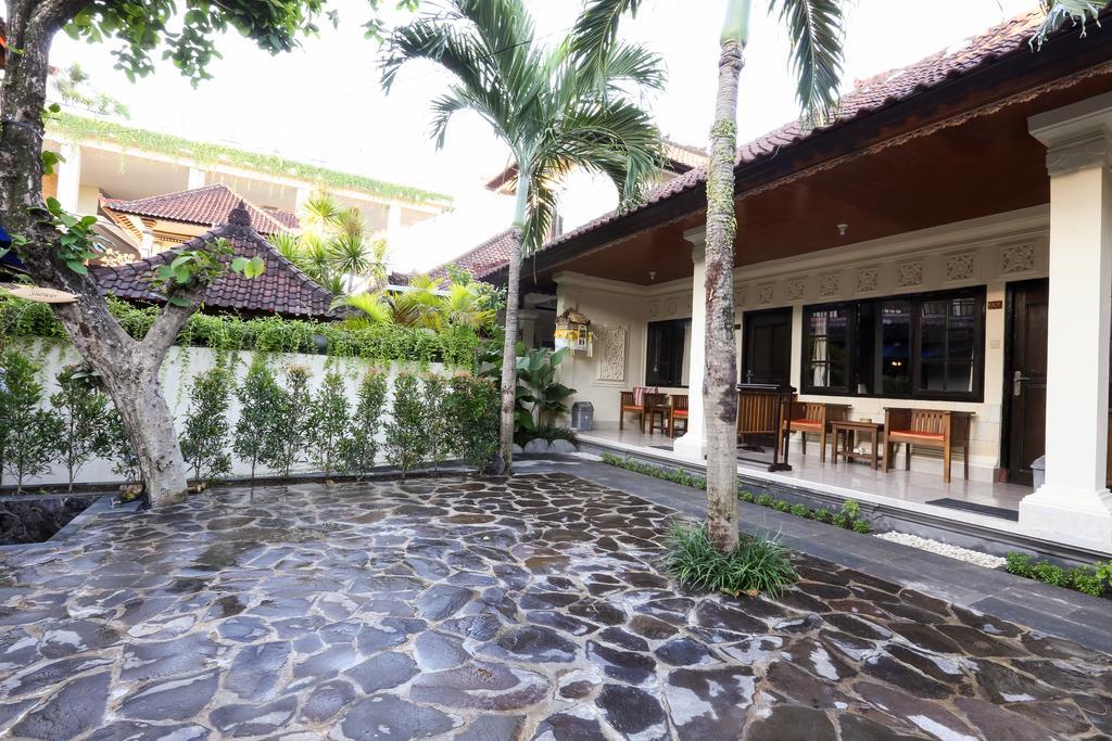 Sari Indah Cottages Kuta  Luaran gambar