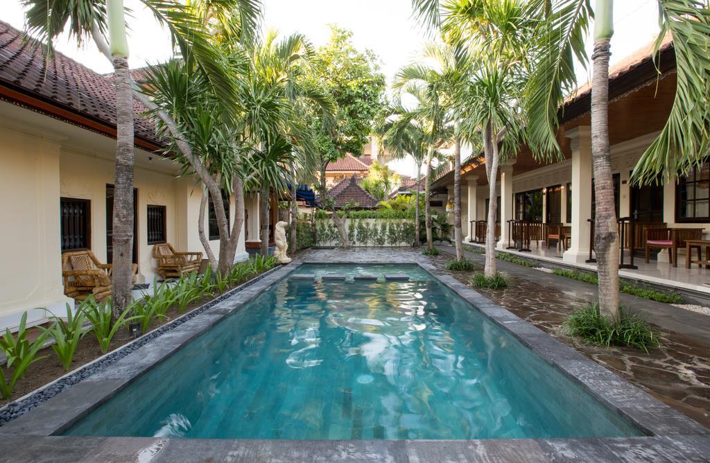 Sari Indah Cottages Kuta  Luaran gambar