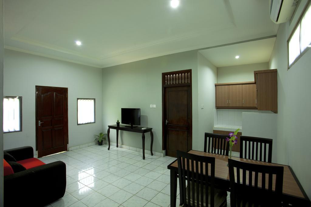 Sari Indah Cottages Kuta  Luaran gambar